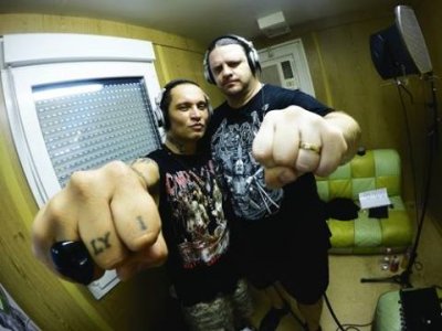 Вокалист Cannibal Corpse на новом альбоме Ektomorf