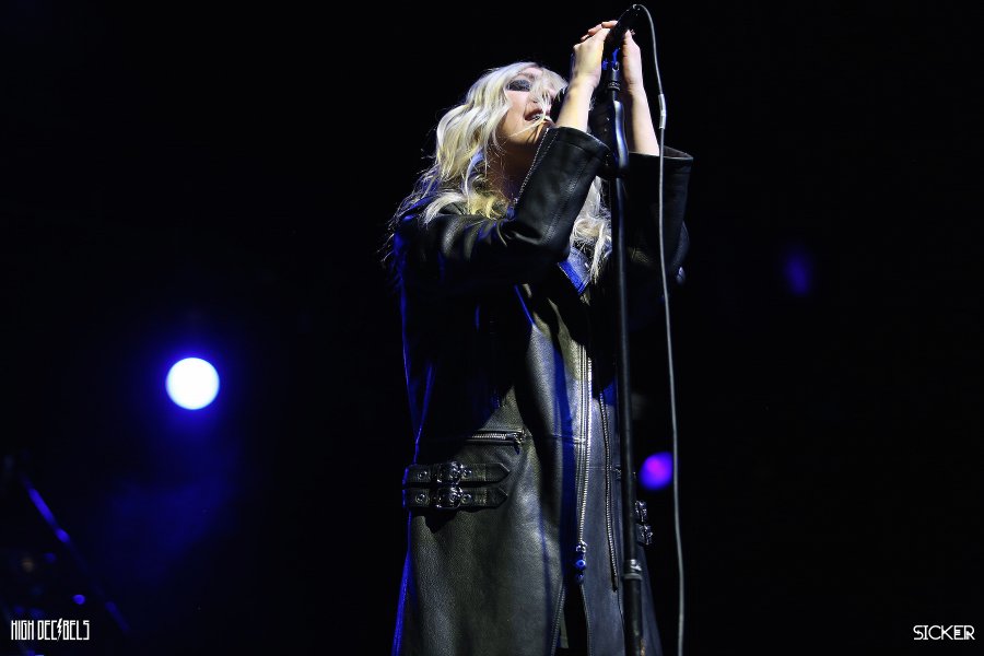 Фотоотчет с концерта The Pretty Reckless (2017.02.13 - Москва - Stadium)