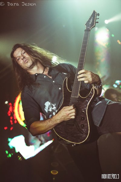 Гитарист Megadeth тоже покидает группу